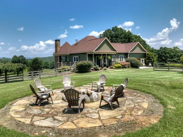 23 Maccarthy Farm Rd, Mineral Bluff, GA 30559