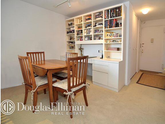 4th image of 10 W 66th St APT 27H