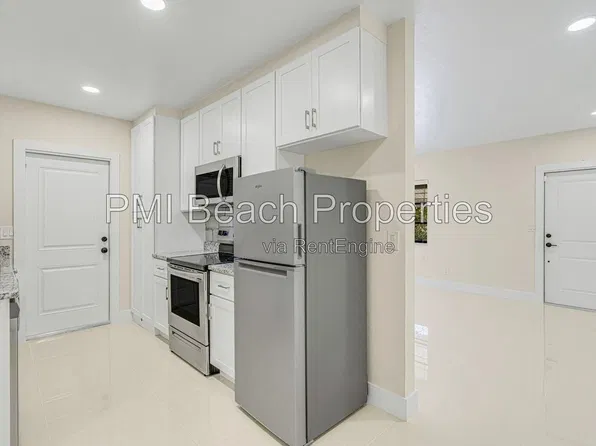 1615 S Federal Hwy #B, Lake Worth, FL 33460