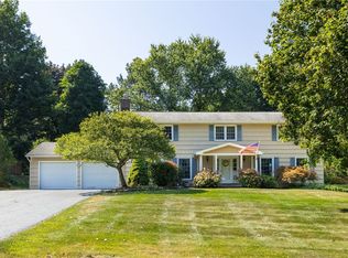 47 Hillrise Dr, Penfield, NY 14526