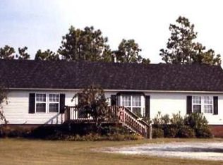 643 Sound Rd, Holly Ridge, NC 28445