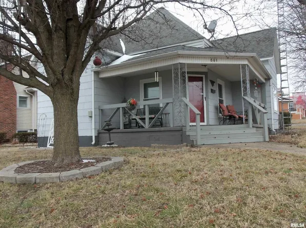 601 W Saint Louis St, West Frankfort, IL 62896