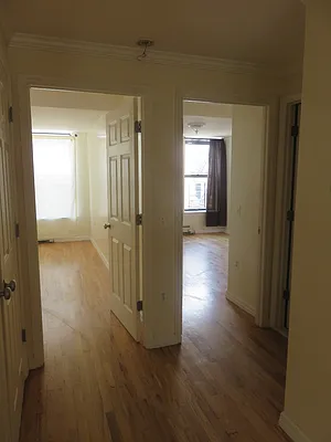 Rented by Space Real Estate | media 74