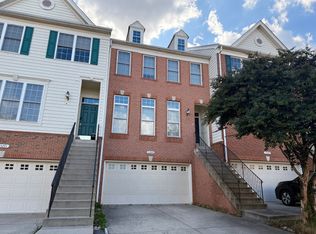 25269 Nesting Sq, Chantilly, VA 20152