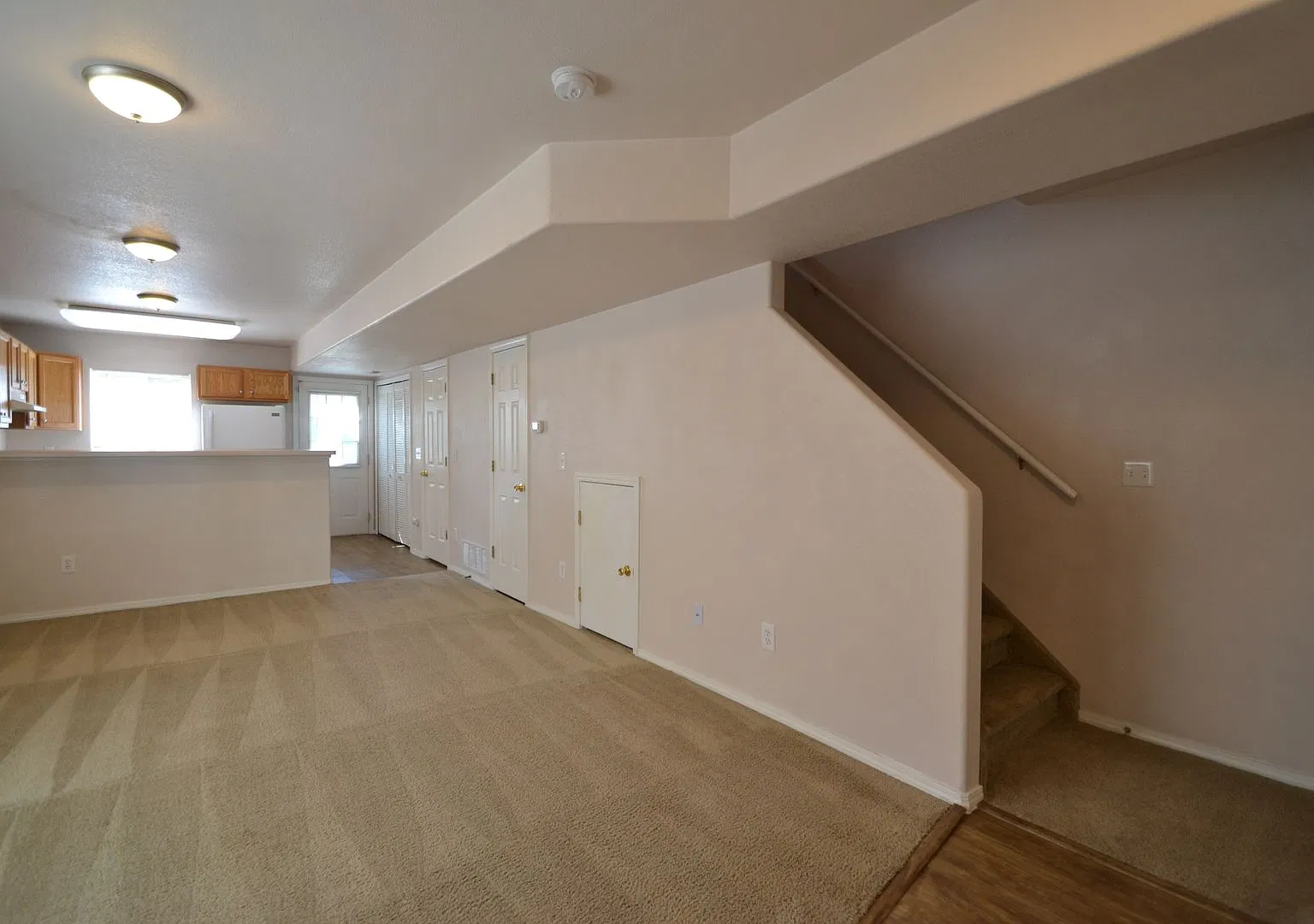2 Bed 1.5 Bath Briargate Townhome w/AC — Photo 2