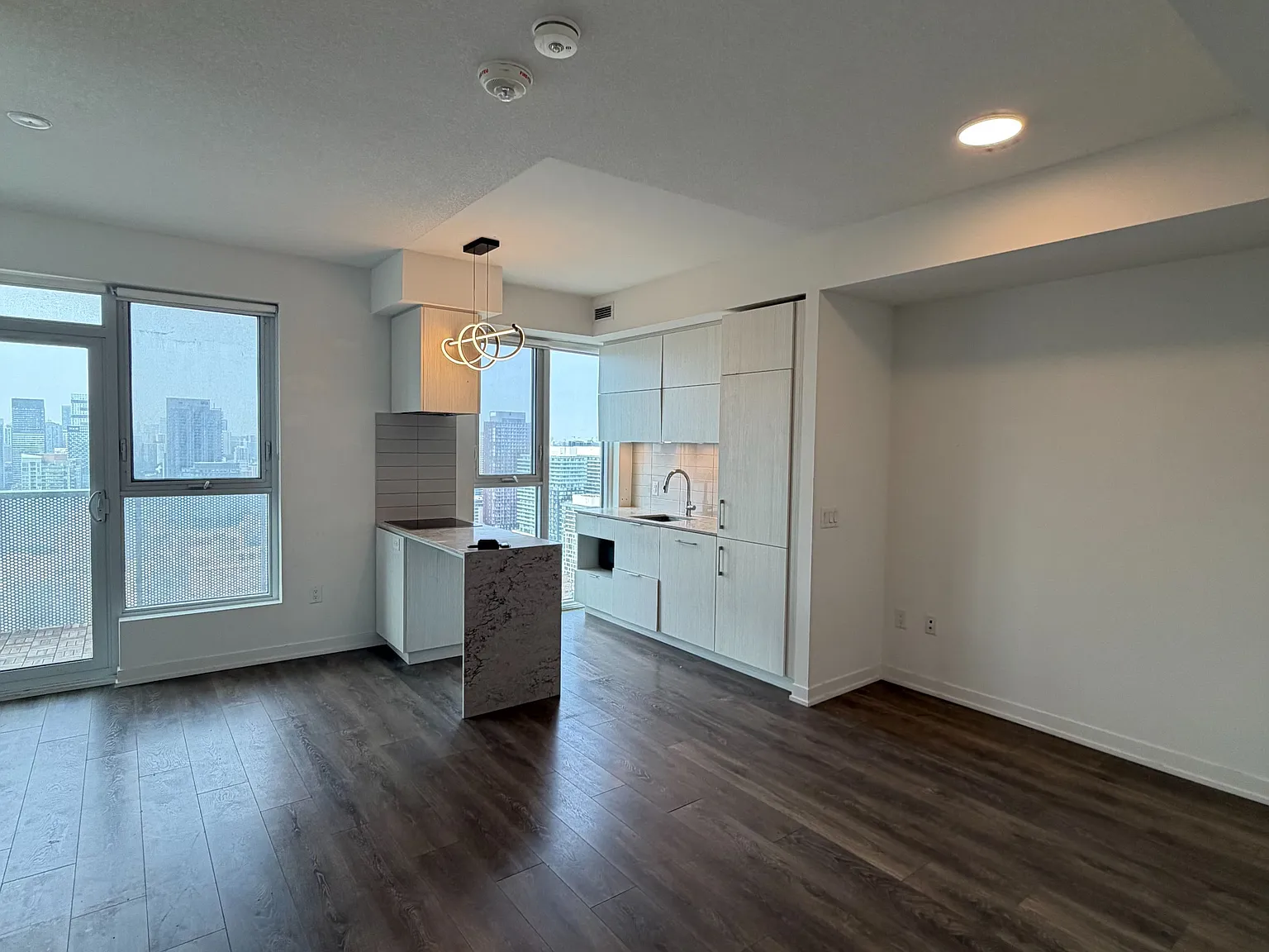 Studio, $1,825 — Photo 3