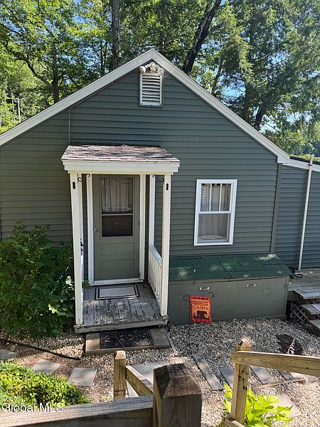 2nd image of 833 E River Drive