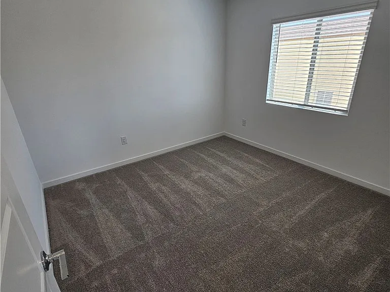 2112 Abraham Ave — Photo 35