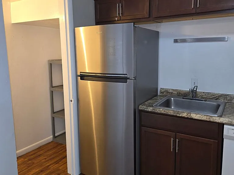 5602 Banbury Ct — Photo 16