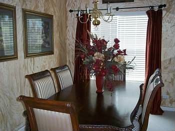 5th image of 2113 Greenview Dr
