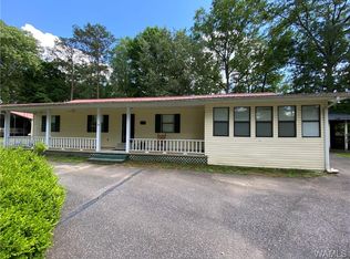 41 Lakeview Ln, Pickensville, AL 35447