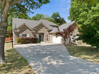 7104 Tull Water Dr SE, Owens Cross Roads, AL, 35763