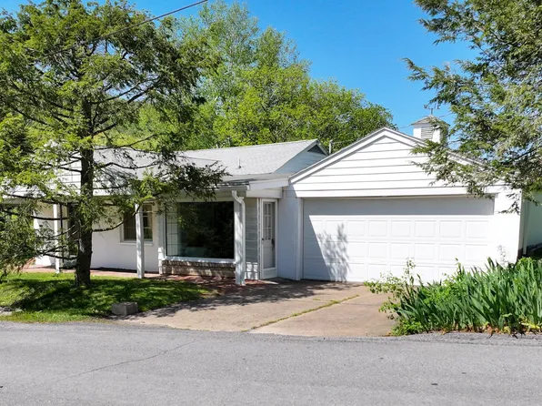 115 Levan St, Everett, PA 15537
