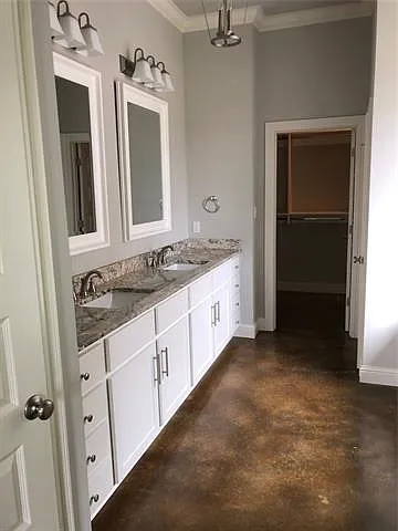 4053 Monarch Ln — Photo 10