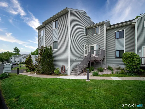 88 Turtle Bay Drive #88, Branford, CT 06405