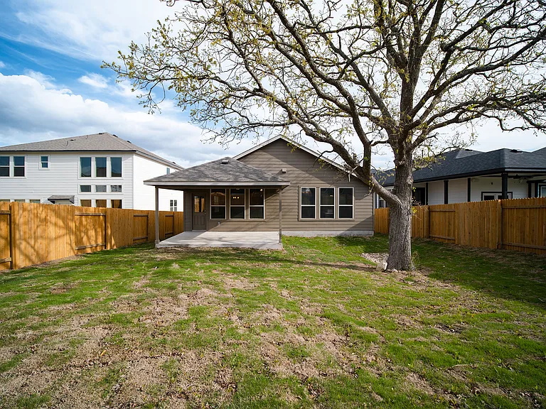 136 Caterpillar Ln — Photo 30