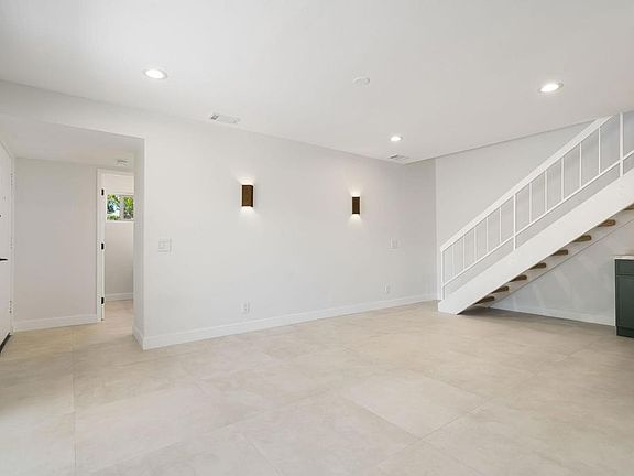 3rd image of 74185 Catalina Way