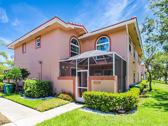 4th image of 11792 Royal Palm Blvd