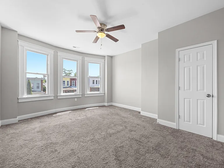 514 Oakland Ave — Photo 15