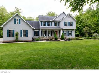 12985 Vista Pointe Dr, Chardon, OH 44024