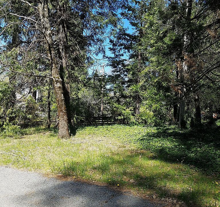 2nd image of 11213 Ridge Rd