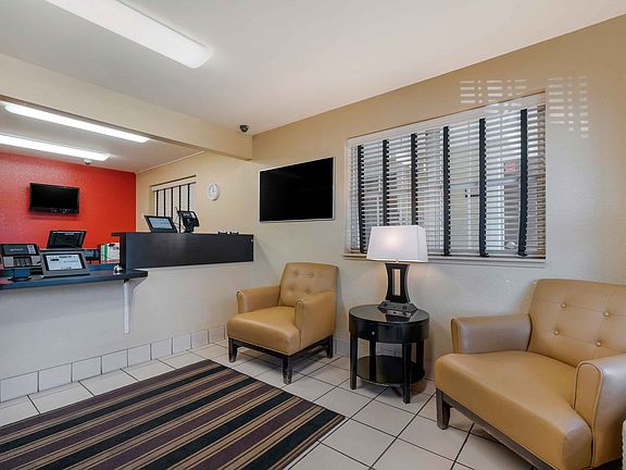 Lobby and Guest Check-in