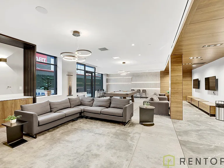224 E 135th St #2011S — Photo 9