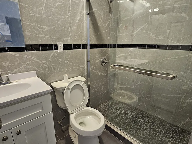 1608 Avenue R #3 — Photo 6
