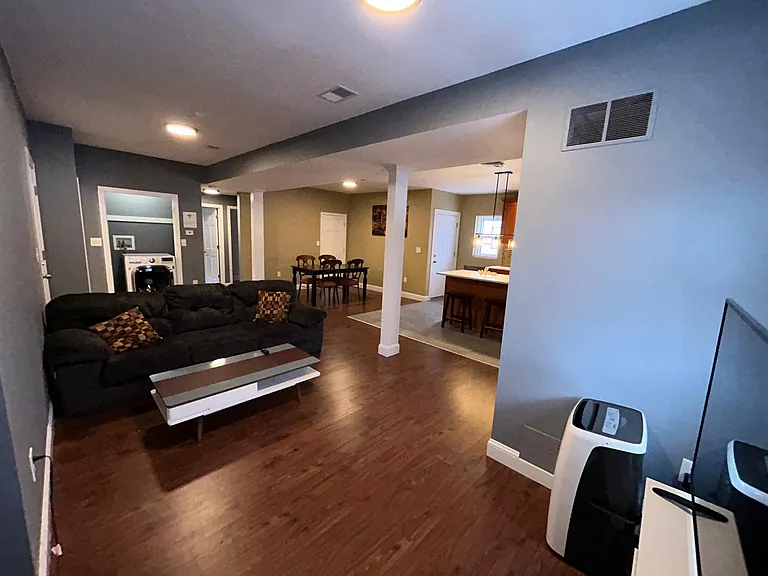 26 Bessom St #3 — Photo 8