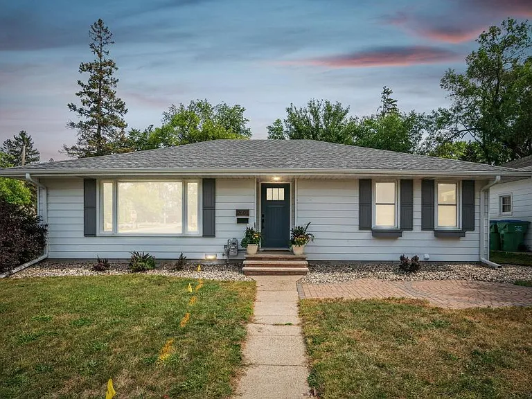 2601 Raleigh Ave — Photo 2