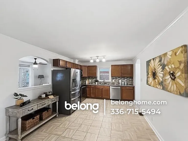 404 Cook Rd — Photo 13