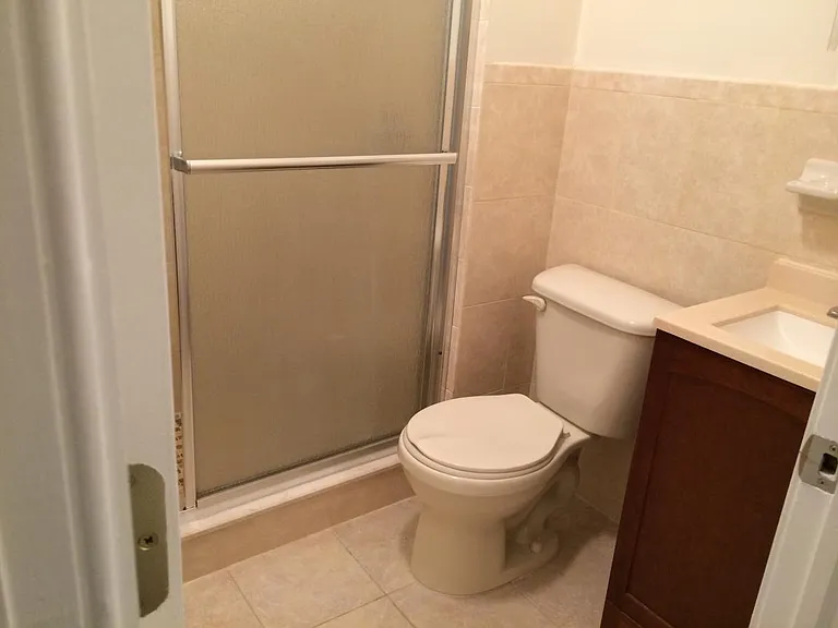 42 Hawkins St #2R — Photo 3