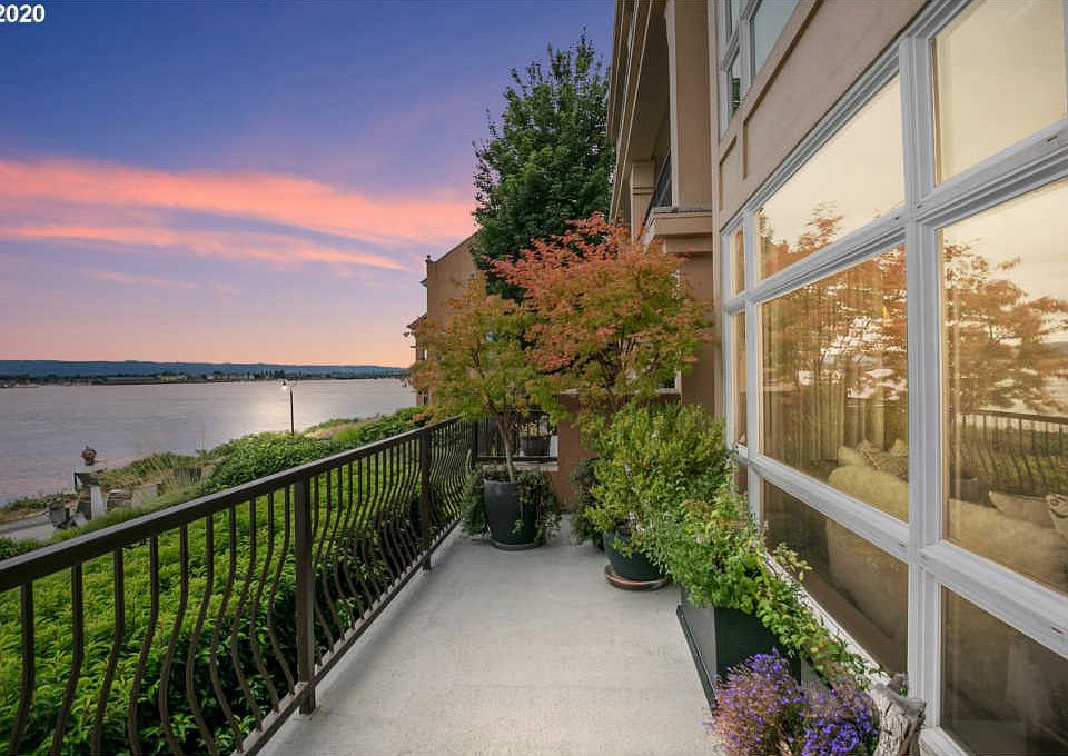1st image of 2015 SE Columbia River Dr Unit 120
