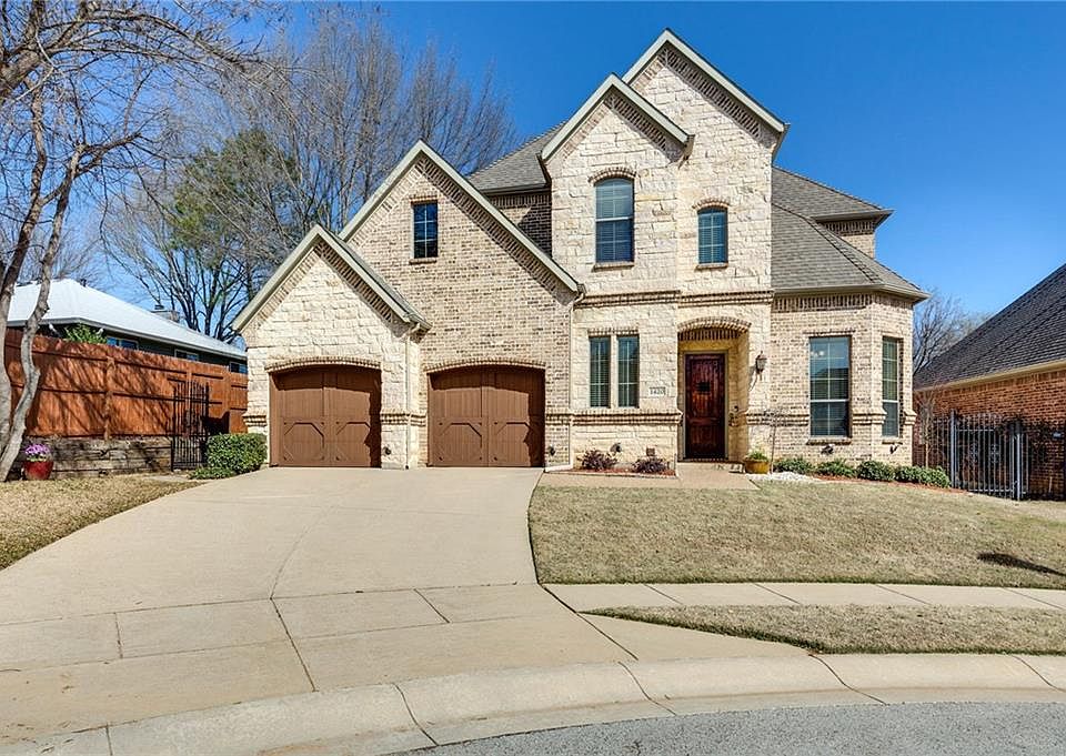 1st image of 1420 Savannah Ct