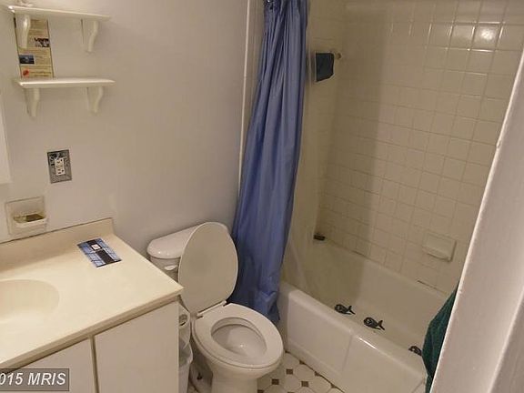 4th image of 4600 S 4 Mile Run Dr APT 1035