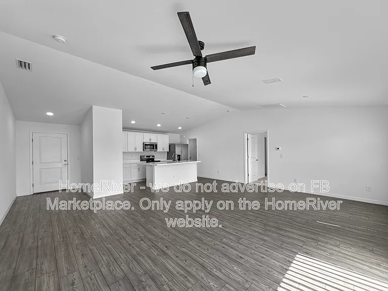 4303 NE 12th Ct — Photo 20