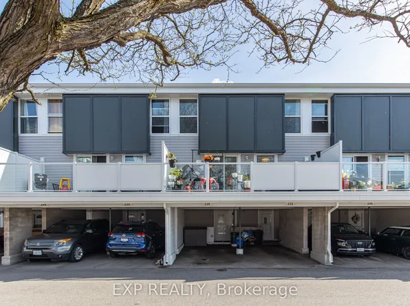 3445 Uplands Dr #134, Ottawa, ON K1V 9N6