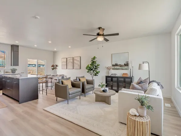 2398 E Cinder Ln, Eagle Mountain, UT 84005