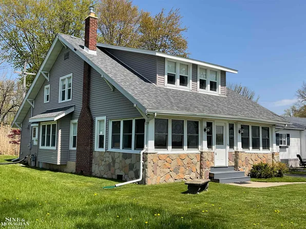 3120 S Channel Dr, Harsens Island, MI 48028