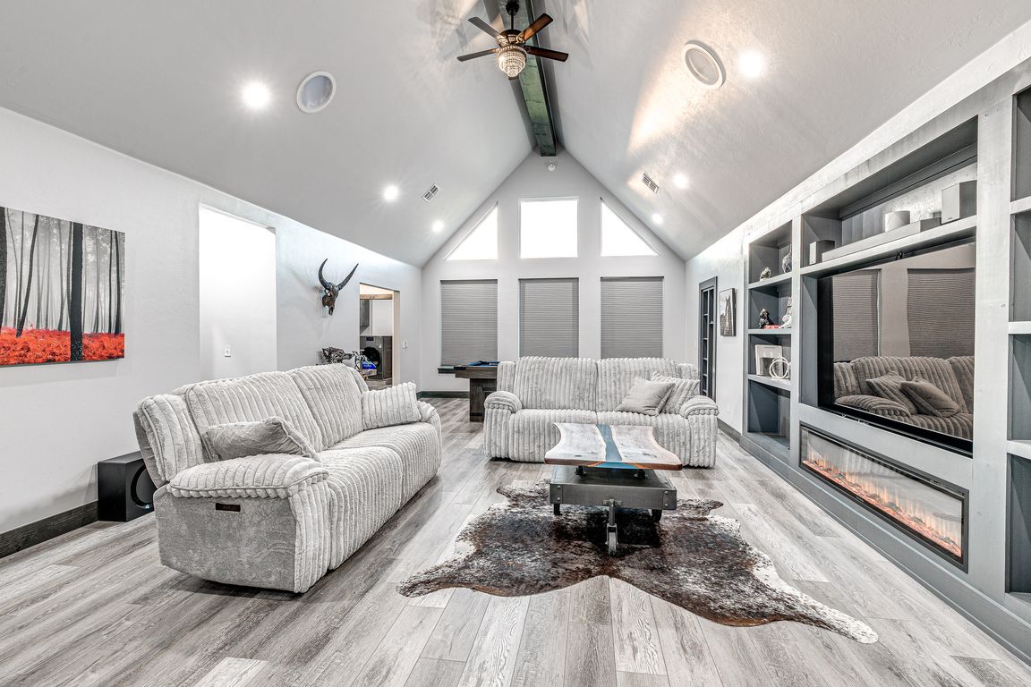 next background image