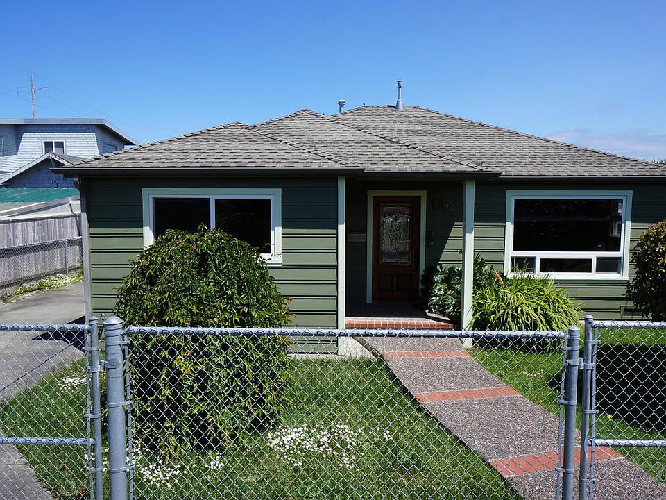 1st image of 730 Stewart St