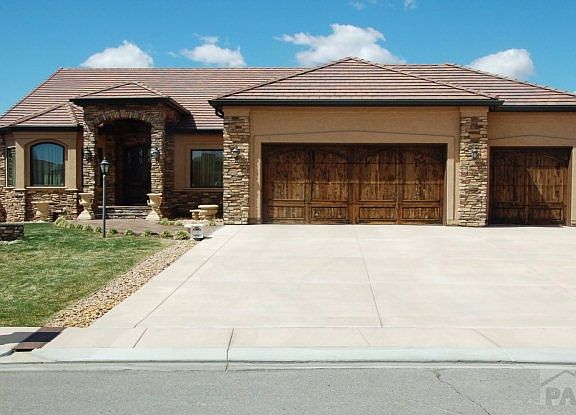 2nd image of 3729 Augusta Ln