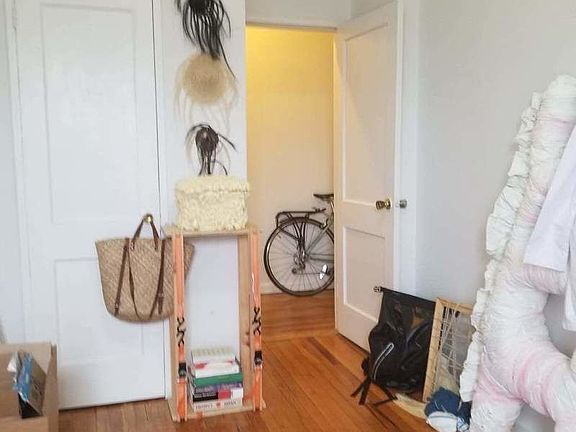 5th image of 200 W 113th St #G1