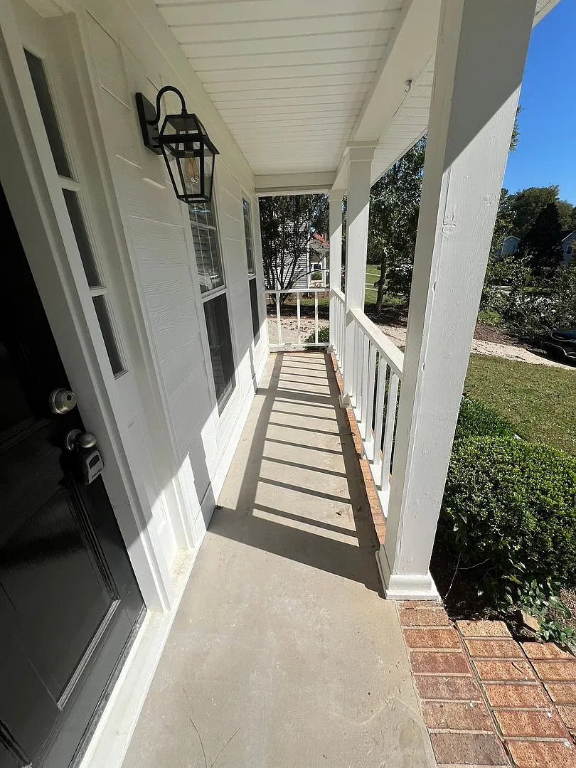Charming 3 Bed/2 Bath Home in Evans — Photo 4
