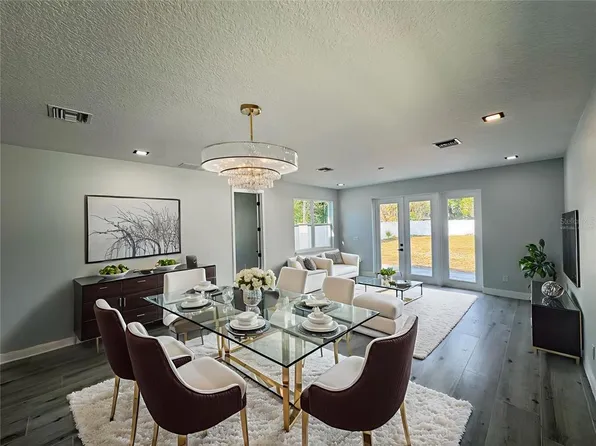 63 W 10th St, Apopka, FL 32703