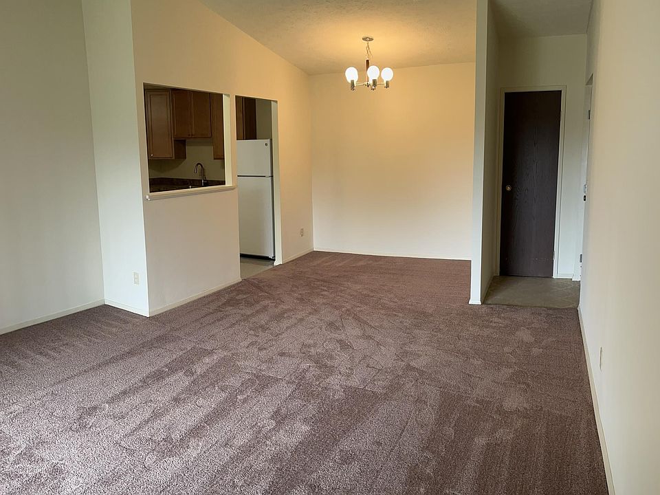dining area and entrance
