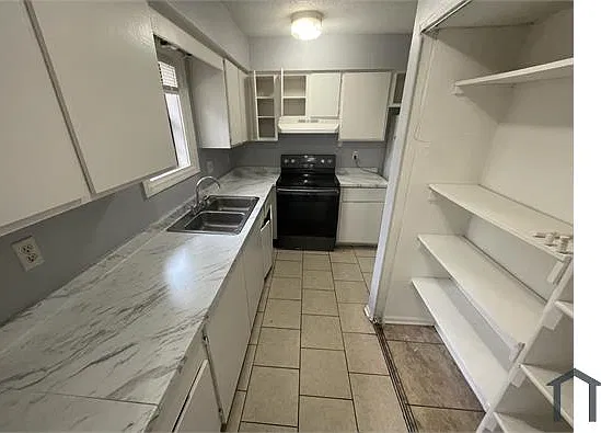 3 bed, 1348 sqft, $1,299 — Photo 1
