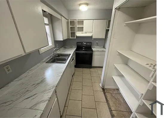 5210 Flowering Peach Dr — Photo 1