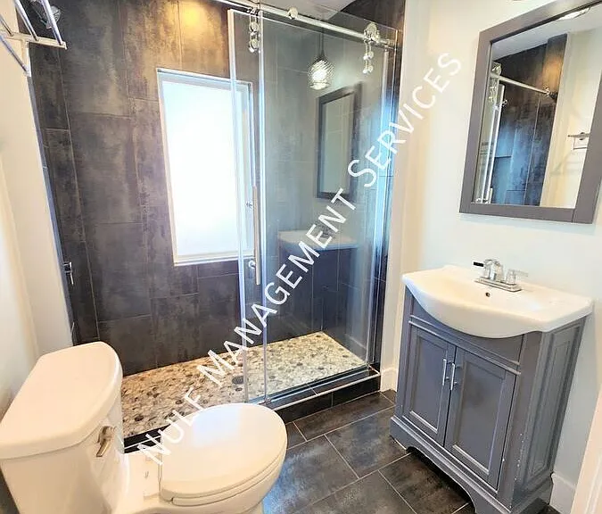 4552 Penn Ave #2 — Photo 4