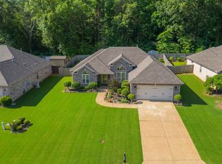 57 Winston Pl, Jackson, TN 38305
